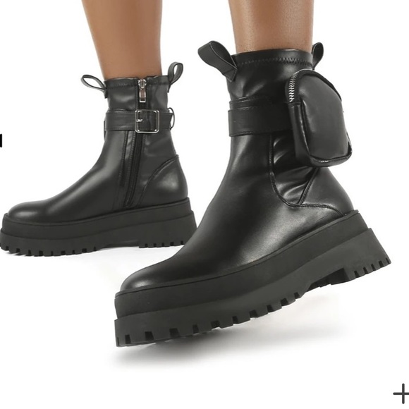 BLACK POCKET CHUNKY SOLE ANKLE BOOTS SZ 7 - Picture 5 of 5